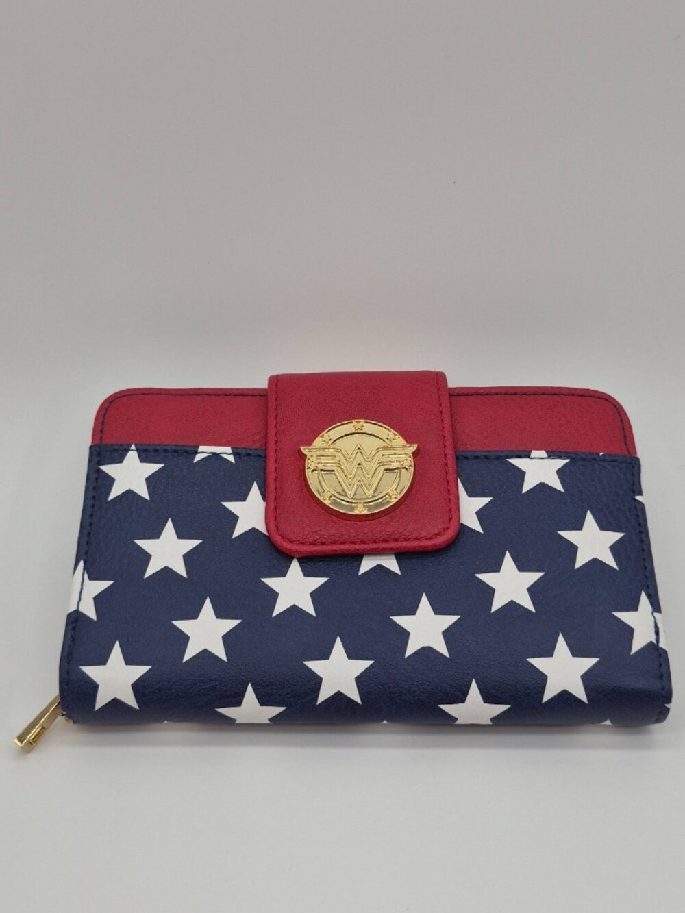 DC Comics Wonder Woman Star Print Wallet Gold Logo